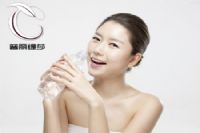 七个好习惯，让女性变儿童肌