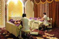 对于初次入店的顾客，美容师如何获得好感