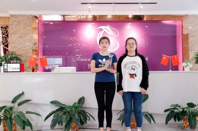 兴趣是好老师！ 无锡90后美女香蕉网视频在线观看商签约香蕉视频网页版