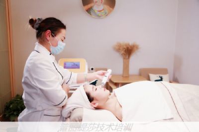 皮肤管理店开业就爆店，五个流量打法！