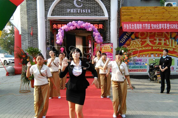 美容师
