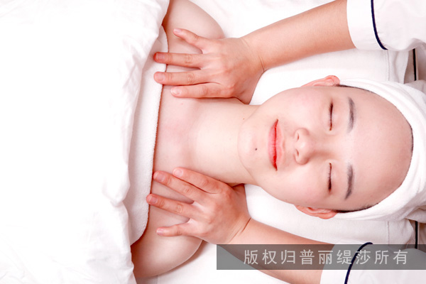 干性肌肤如何做到水润肌肤永恒