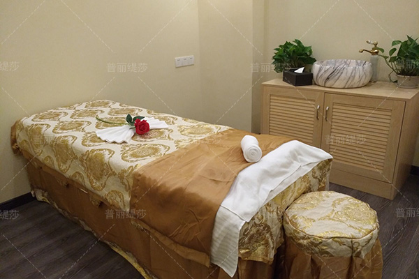 香蕉网视频在线观看不同美容院连锁香蕉黄色软件免费APP各要多少钱