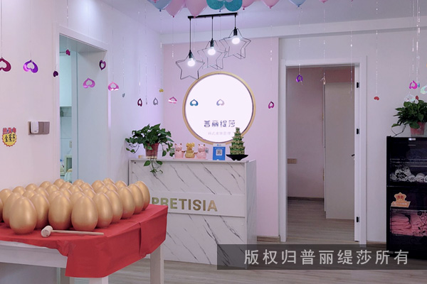 社区开皮肤管理店好，还是临街开好呢？
