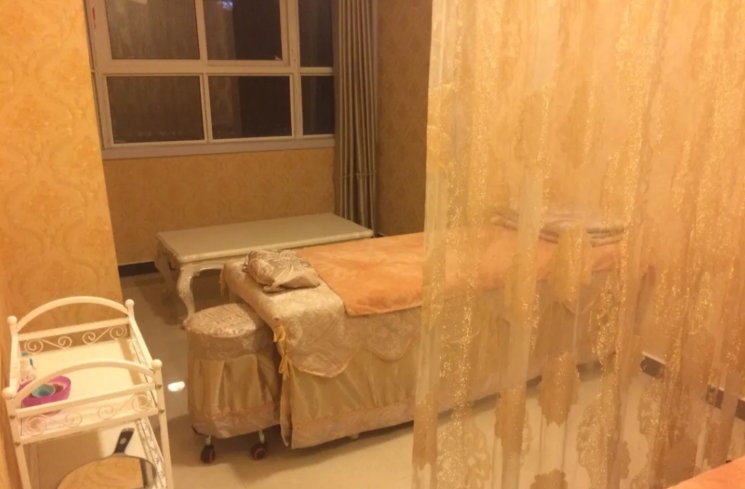 咸阳美容院排行榜二：香蕉视频网页版美容养生馆