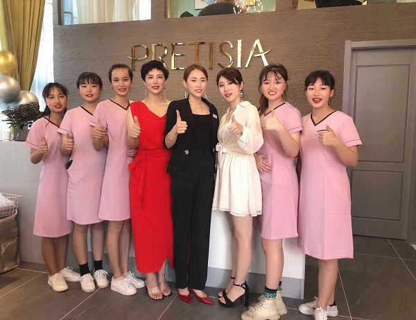 开一间家庭式小型美容工作室难吗？需要多少钱？